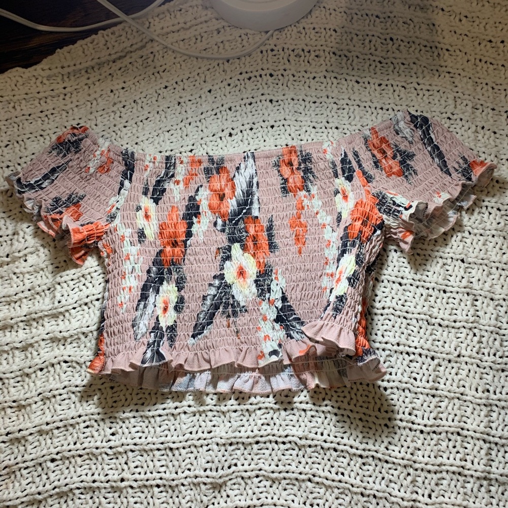 Hawaiian floral top